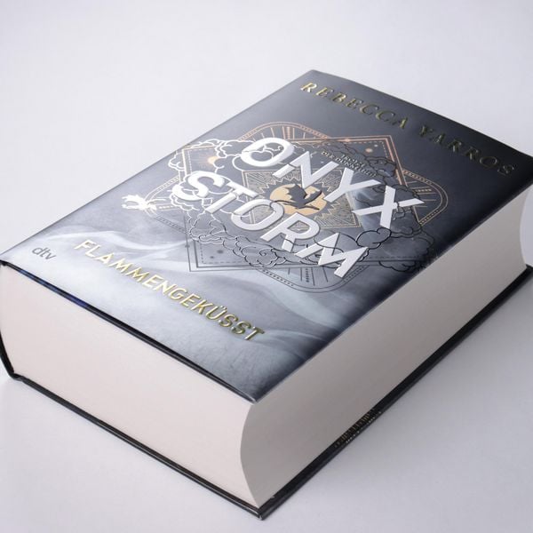 Produktbild: Onyx Storm – Flammengeküsst