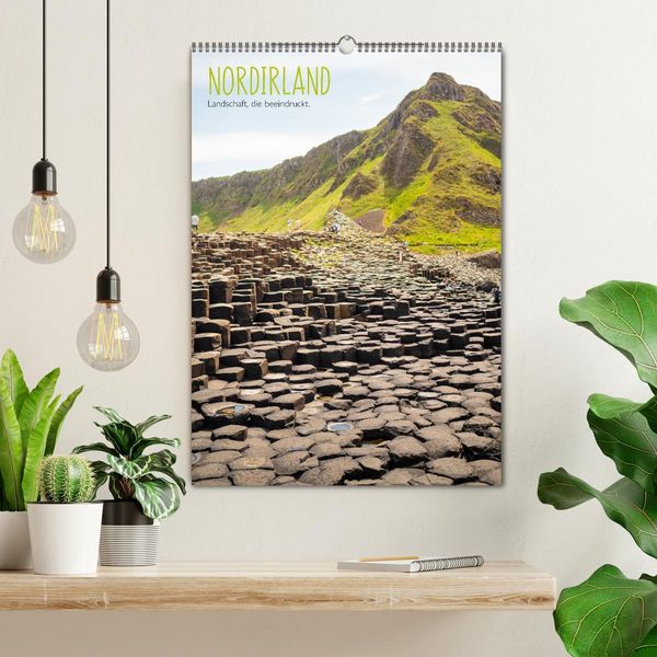 Produktbild: Nordirland - Landschaft, die beeindruckt (Wandkalender 2026 DIN A2 hoch), CALVENDO Monatskalender