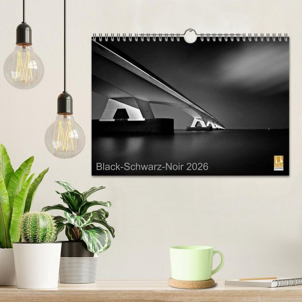 Produktbild: Black-Schwarz-Noir 2026 (Wandkalender 2026 DIN A4 quer), CALVENDO Monatskalender