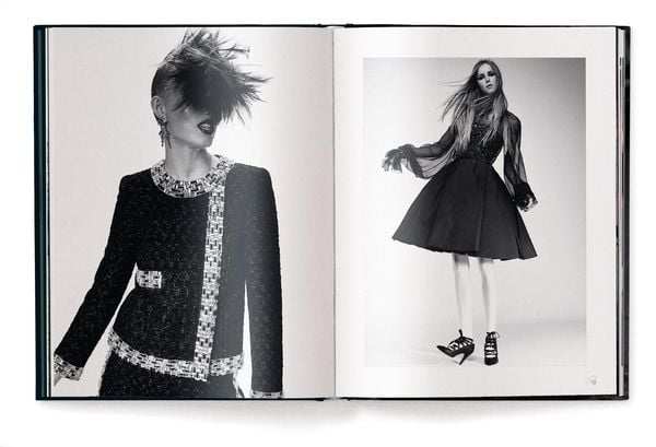 Produktbild: The Black Book