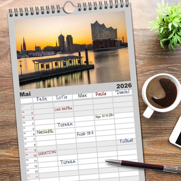 Produktbild: Familienplaner 2026 - Urbane Impressionen: Hansestadt Hamburg - Tor zur Welt mit 5 Spalten (Wandkalender, 21 x 45 cm) CALVENDO