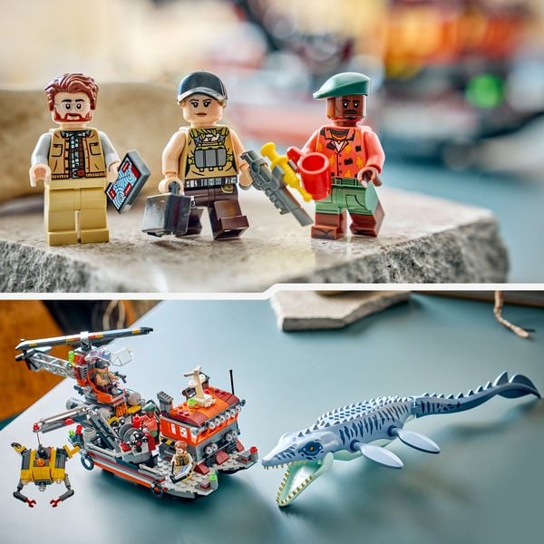 Produktbild: LEGO Jurassic World 77983 Mosasaurier-Angriff auf das Boot, Bauspielzeug f&uuml;r Kinder ab 7 Jahren