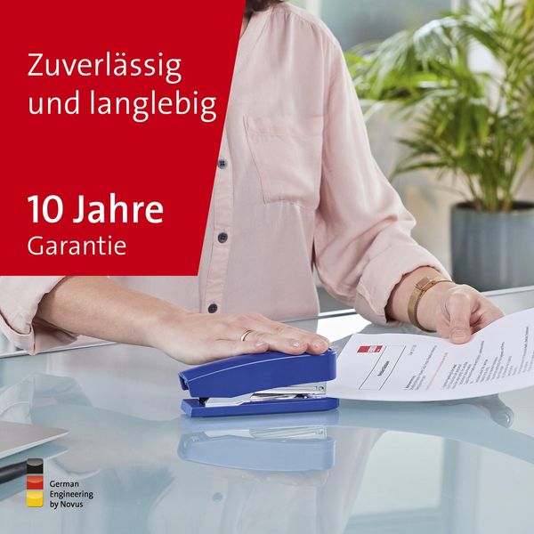 Produktbild: Heftger&auml;t B 2, bis 25 Blatt blau, Oberlademechanik
