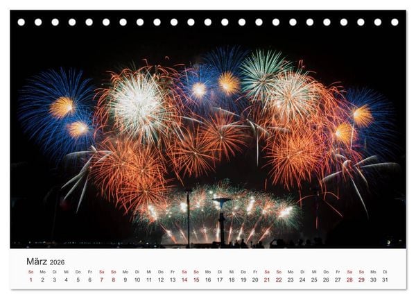 Produktbild: Feuerwerke - Kunstwerke am Himmel (Tischkalender 2026 DIN A5 quer), CALVENDO Monatskalender