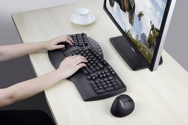 Produktbild: Perixx PERIBOARD-612BDE Bluetooth&reg; Tastatur Deutsch, QWERTZ Schwarz Ergonomisch, Handballenauflage, Multimediatasten