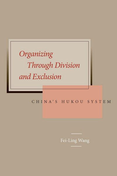 Produktbild: Organizing Through Division and Exclusion