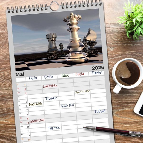 Produktbild: Familienplaner 2026 - SCHACH - Spiel der K&ouml;nige mit 5 Spalten (Wandkalender, 21 x 45 cm) CALVENDO