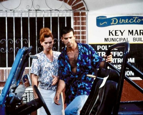 Produktbild: Tropical Heat - Der Film: Mord unter hei&szlig;er Sonne / Spielfilm-Ableger der Kultkrimireihe (Pidax Film-Klassiker)