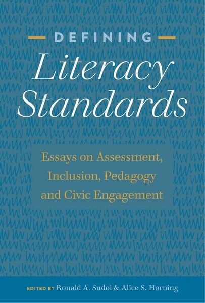 Produktbild: Defining Literacy Standards