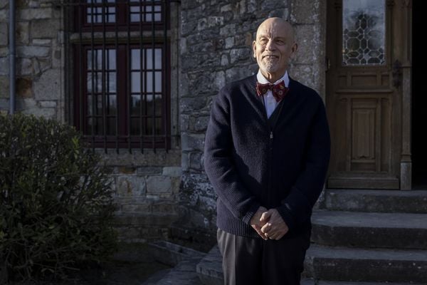 Monsieur Blake zu Diensten