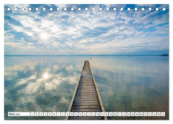 Produktbild: Der Chiemsee - Ansichten zum Tr&auml;umen (Tischkalender 2026 DIN A5 quer), CALVENDO Monatskalender