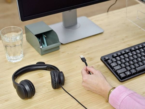 Produktbild: Trust Ayda On Ear Headset kabelgebunden Stereo Schwarz Headset, Lautst&auml;rkeregelung, Mikrofon-Stummschaltung Computer