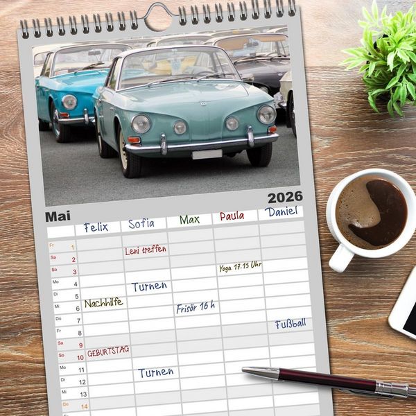Produktbild: Familienplaner 2026 - Eine Legende lebt. Der Karmann-Ghia mit 5 Spalten (Wandkalender, 21 x 45 cm) CALVENDO