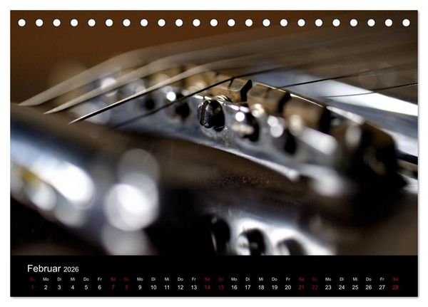 Produktbild: Feinheiten - Alte Gitarren im Detail (Tischkalender 2026 DIN A5 quer), CALVENDO Monatskalender