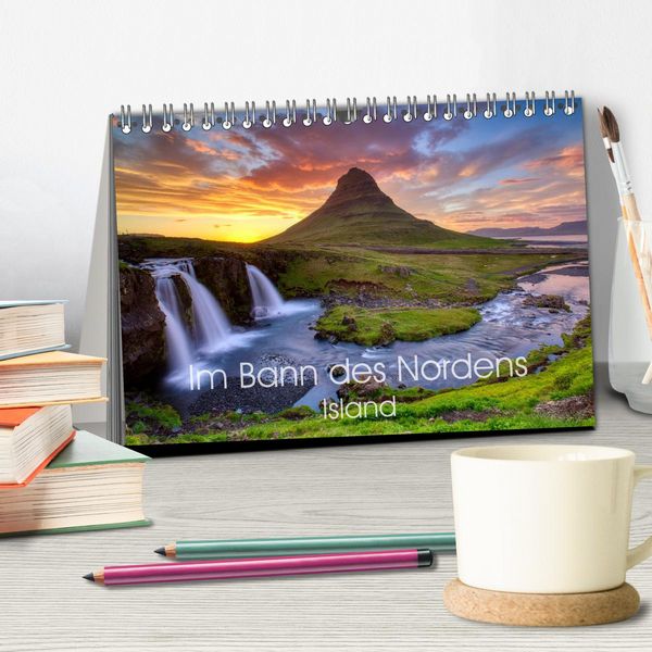 Produktbild: Im Bann des Nordens - Island (Tischkalender 2026 DIN A5 quer), CALVENDO Monatskalender