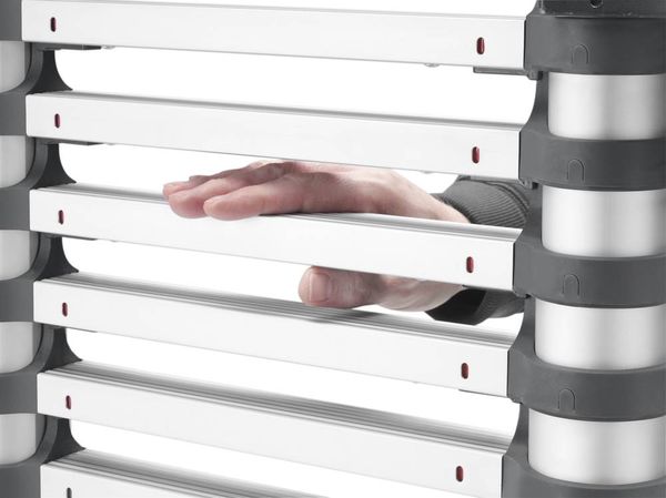 Produktbild: Hailo T80 FLEXLINE 7113-111 Aluminium Teleskopleiter Arbeitsh&ouml;he (max.): 3.95 m Silber, Schwarz, Rot DIN EN 131 10.7 kg