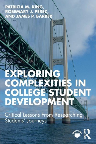 Produktbild: Exploring Complexities in College Student Development