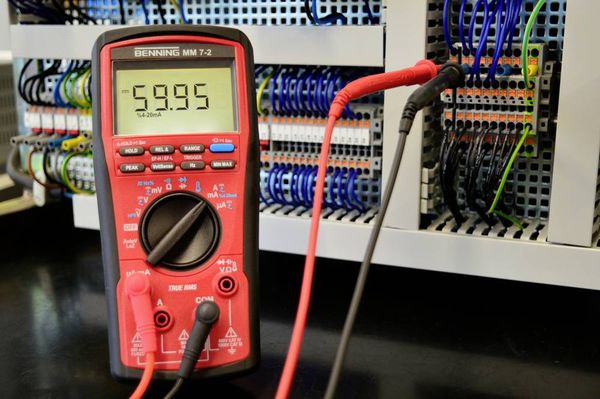 Produktbild: Benning MM 7-2 Hand-Multimeter digital LoZ CAT III 1000 V, CAT IV 600 V Anzeige (Counts): 60000