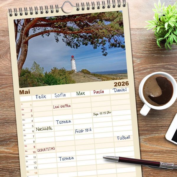 Produktbild: Familienplaner 2026 - Magic Places - Sehnsuchtsorte nah und fern mit 5 Spalten (Wandkalender, 21 x 45 cm) CALVENDO