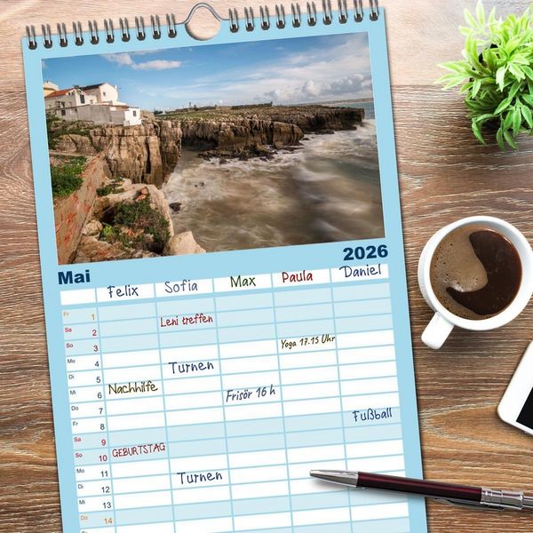 Produktbild: Familienplaner 2026 - Portugals Atlantikk&uuml;ste mit 5 Spalten (Wandkalender, 21 x 45 cm) CALVENDO