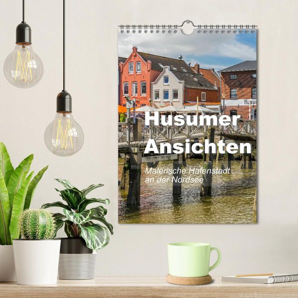 Produktbild: Husumer Ansichten, malerische Hafenstadt an der Nordsee (Wandkalender 2026 DIN A4 hoch), CALVENDO Monatskalender