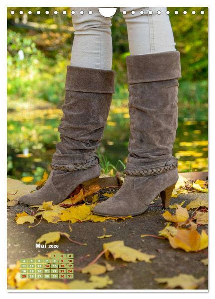 Produktbild: Stiefel und High Heels im Herbst (Wandkalender 2026 DIN A4 hoch), CALVENDO Monatskalender