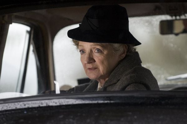 Produktbild: Agatha Christie: Marple - Die komplette Serie. Collector's Box. - Alle sechs Staffeln. Alle 23 Episoden. Plus exklusives Bonusmaterial. [13 DVDs]