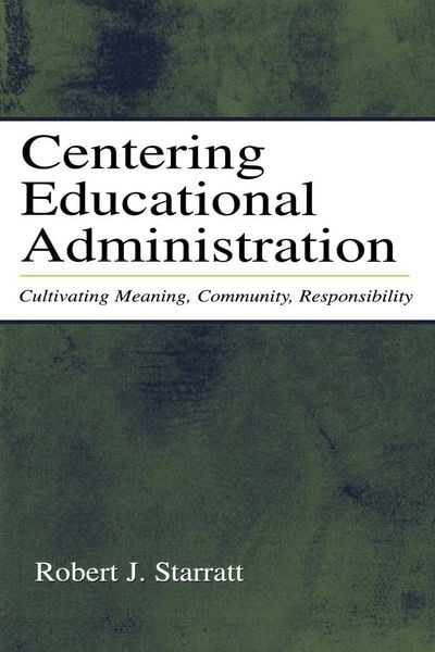Produktbild: Centering Educational Administration
