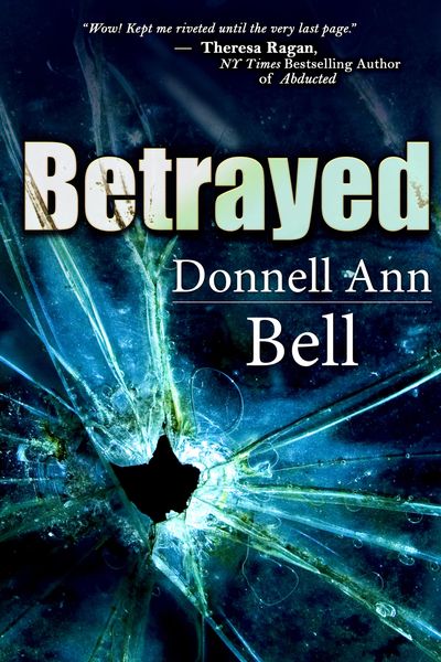 Produktbild: Betrayed