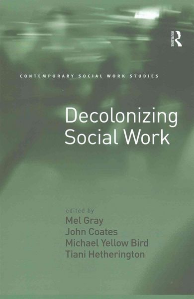 Produktbild: Decolonizing Social Work