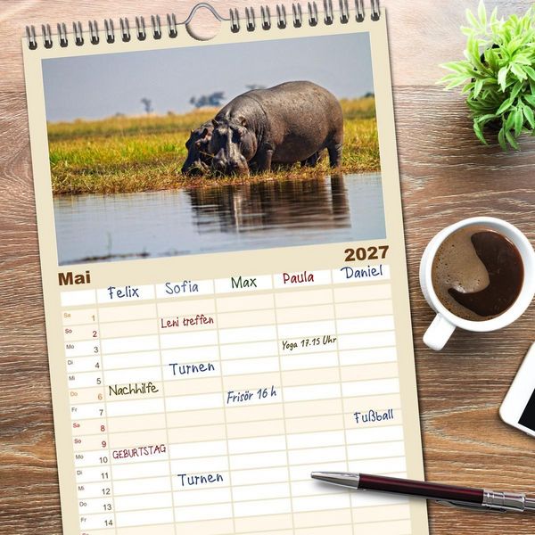 Produktbild: Familienplaner 2027 - Hippos - Gef&auml;hrliche Giganten mit 5 Spalten (Wandkalender, 21 x 45 cm) CALVENDO
