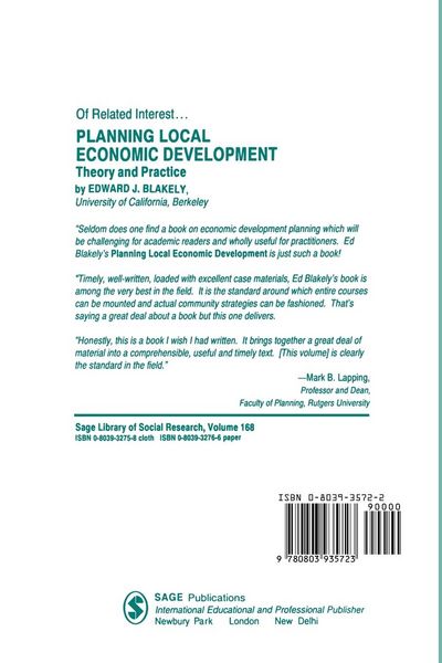 Produktbild: Financing Economic Development