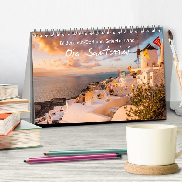 Produktbild: Oia Santorini - Bilderbuch-Dorf von Griechenland (Tischkalender 2027 DIN A5 quer), CALVENDO Monatskalender