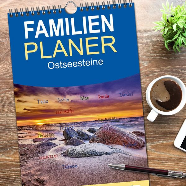 Produktbild: Familienplaner 2026 - Ostseesteine mit 5 Spalten (Wandkalender, 21 x 45 cm) CALVENDO