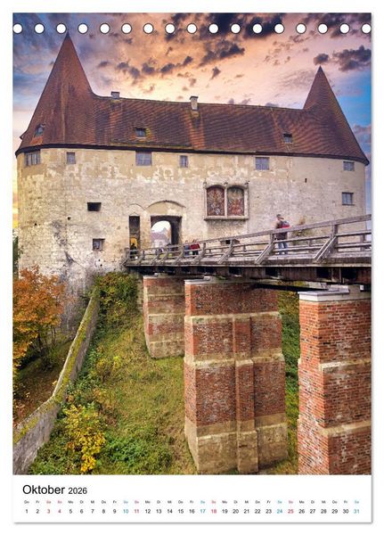 Produktbild: Burghausen, eine historische Stadt im Fokus (Tischkalender 2026 DIN A5 hoch), CALVENDO Monatskalender