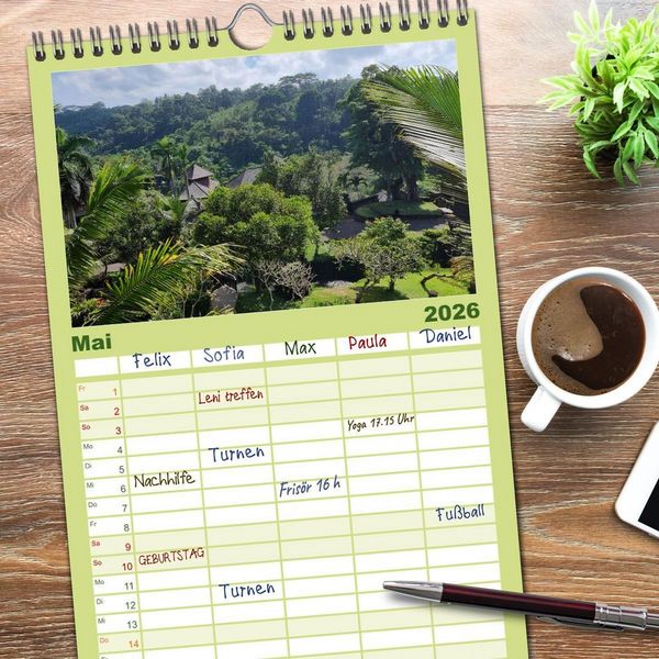 Produktbild: Familienplaner 2026 - Bali - G&ouml;tterinsel mit 5 Spalten (Wandkalender, 21 x 45 cm) CALVENDO