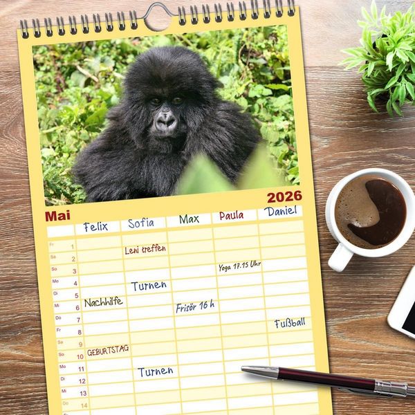 Produktbild: Familienplaner 2026 - Wildes Kinderzimmer - Tierkinder in Afrika mit 5 Spalten (Wandkalender, 21 x 45 cm) CALVENDO