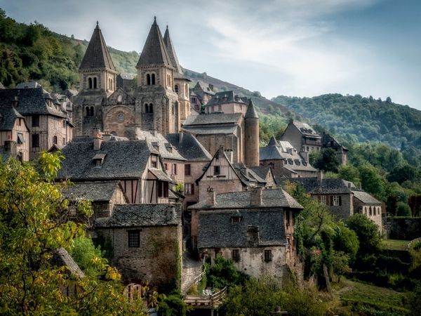 Produktbild: CALVENDO Puzzle Conques, das Dorf | 1000 Teile Lege-Gr&ouml;&szlig;e 64x48cm Foto-Puzzle f&uuml;r gl&uuml;ckliche Stunden