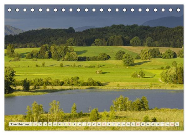 Produktbild: Das Blaue Land - Himmel, Seen und Berge im bayerischen Voralpenland (Tischkalender 2026 DIN A5 quer), CALVENDO Monatskalender