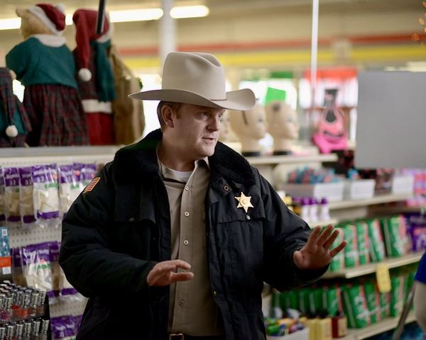 Produktbild: God's Country / Preisgekr&ouml;nter packender Thriller mit den Stars aus &bdquo;Yellowstone&ldquo; und &bdquo;Westworld&ldquo;