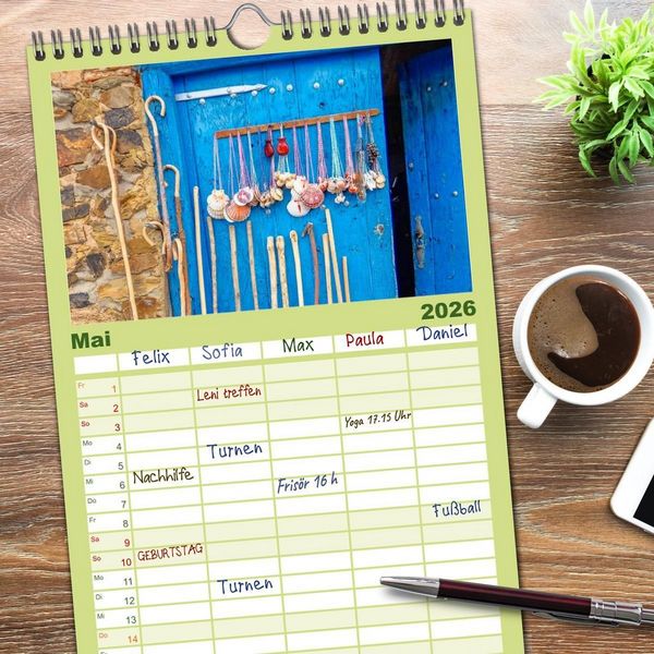 Produktbild: Familienplaner 2026 - Jakobsweg - pilgern auf dem Camino de Santiago mit 5 Spalten (Wandkalender, 21 x 45 cm) CALVENDO