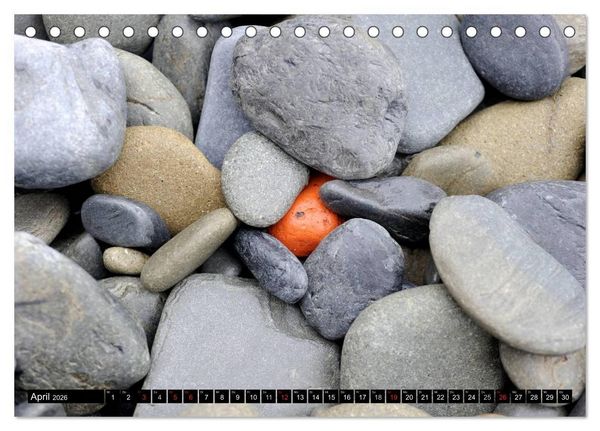 Produktbild: Land Art - Natur und Kunst (Tischkalender 2026 DIN A5 quer), CALVENDO Monatskalender
