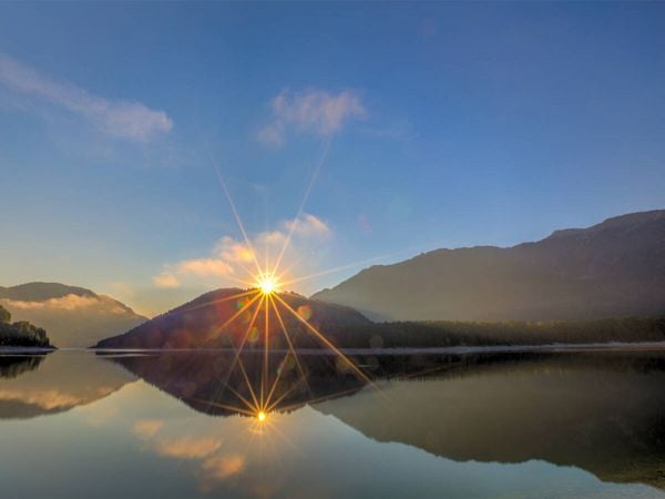 Produktbild: CALVENDO Puzzle Sonnenaufgang am Sylvenstein | 1000 Teile Lege-Gr&ouml;&szlig;e 64 &times; 48 cm Foto-Puzzle f&uuml;r gl&uuml;ckliche Stunden
