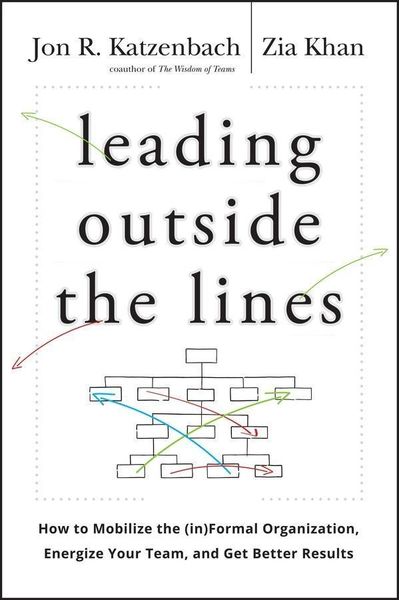Produktbild: Leading Outside the Lines