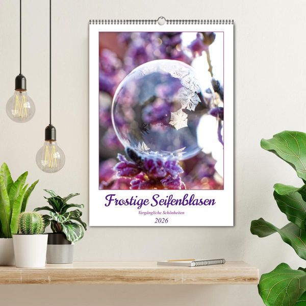 Produktbild: Frostige Seifenblasen (Wandkalender 2026 DIN A2 hoch), CALVENDO Monatskalender