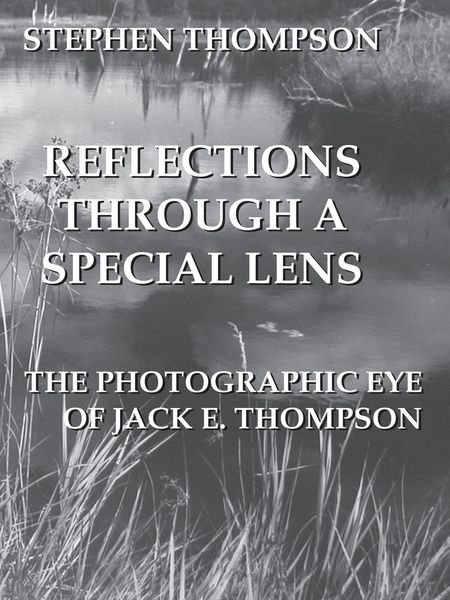 Produktbild: Reflections Through a Special Lens