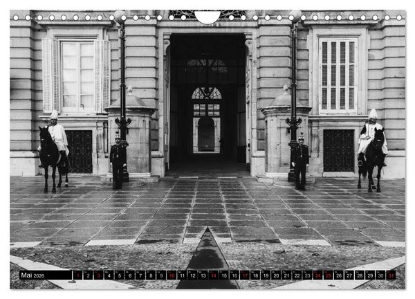 Produktbild: Madrid - Schwarz-Wei&szlig; Impressionen (Wandkalender 2026 DIN A4 quer), CALVENDO Monatskalender