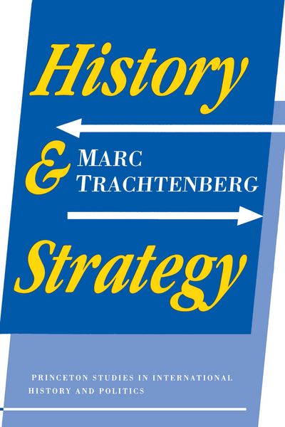 Produktbild: History and Strategy
