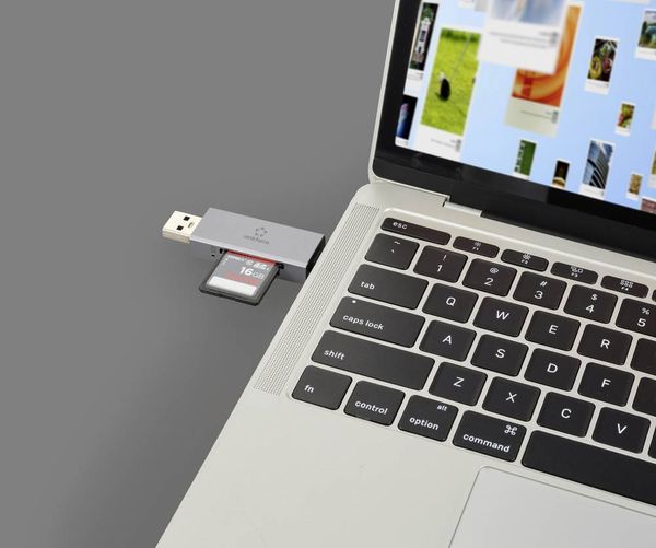 Produktbild: Renkforce RF-PCR-400 Externer Speicherkartenleser USB-A, USB-C&reg; microSD, SD Space Grau