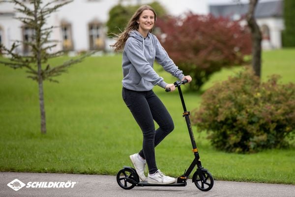 Produktbild: Schildkr&ouml;t City Scooter Street Master 2.0. Matt Black - Gold 200mm